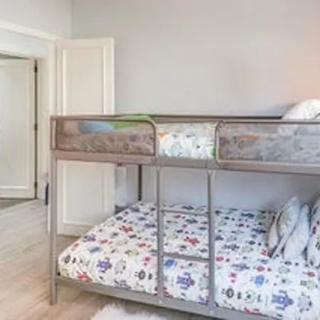 Luxury Beach House In Feriehus Costa de Caparica