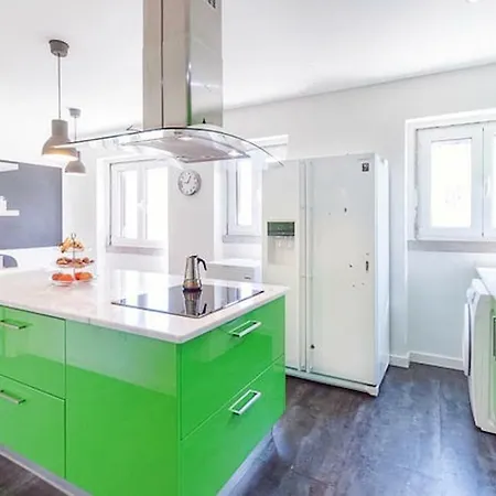 Feriehus Luxury Beach House In