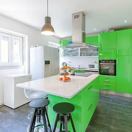 Luxury Beach House In *
